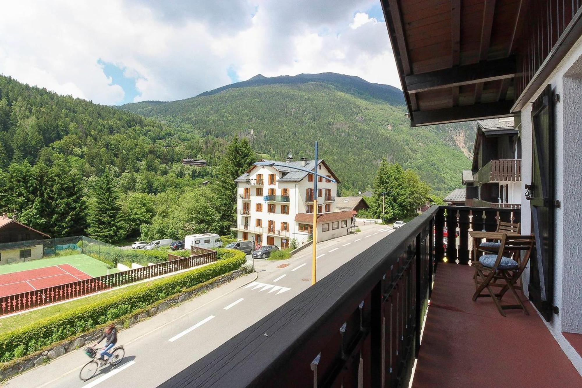 Appartement La Griaz - Chaleureux Et Cosy -Vue Sur Les Montagnes - Grand Balcon à Les Houches Extérieur photo